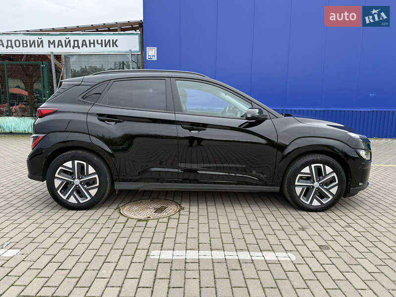 Внедорожник / Кроссовер Hyundai Kona 2022 в Дубно