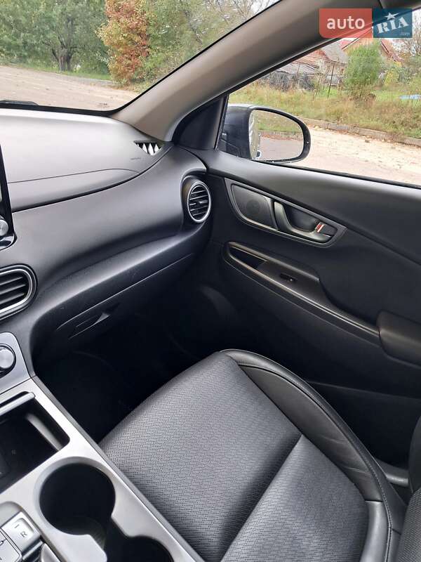 Позашляховик / Кросовер Hyundai Kona 2019 в Рівному