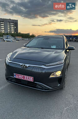 Внедорожник / Кроссовер Hyundai Kona 2020 в 