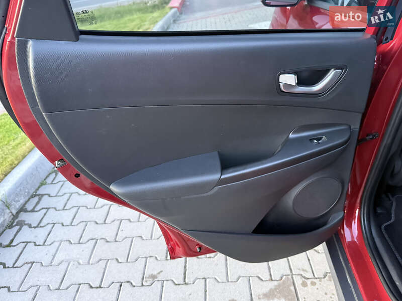 Внедорожник / Кроссовер Hyundai Kona 2023 в Тернополе фото 18 Внедорожник / Кроссовер Hyundai Kona 2023 в Тернополе