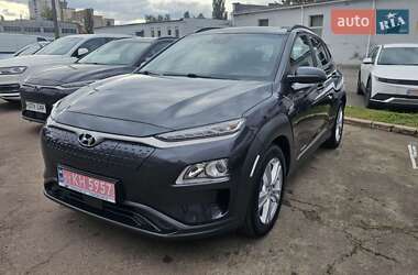 Внедорожник / Кроссовер Hyundai Kona 2021 в Киеве