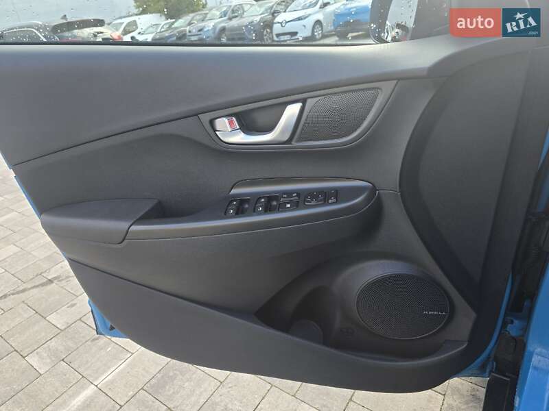 Внедорожник / Кроссовер Hyundai Kona 2022 в Виннице