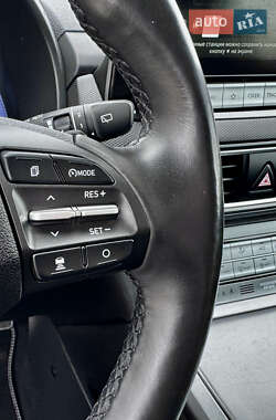 Внедорожник / Кроссовер Hyundai Kona 2020 в 