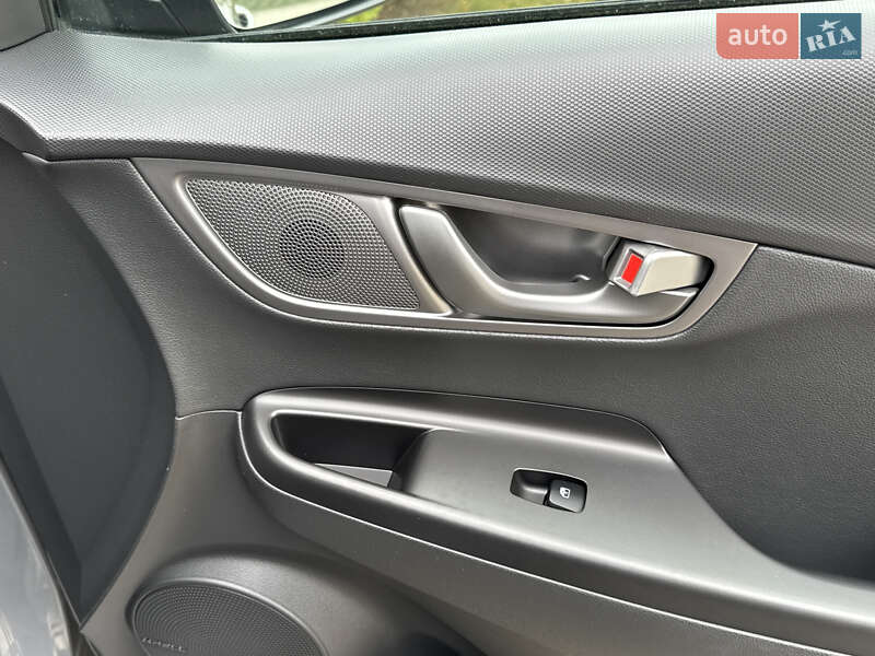 Внедорожник / Кроссовер Hyundai Kona 2020 в Самборе