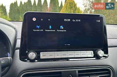 Внедорожник / Кроссовер Hyundai Kona 2020 в 