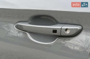 Внедорожник / Кроссовер Hyundai Kona 2020 в 