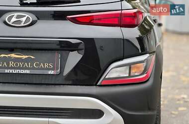 Внедорожник / Кроссовер Hyundai Kona 2021 в 