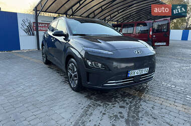 Внедорожник / Кроссовер Hyundai Kona 2023 в Хмельницком