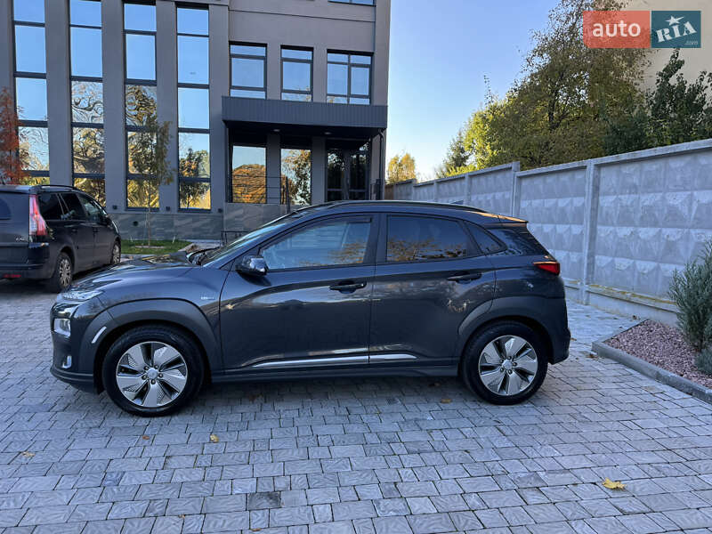 Внедорожник / Кроссовер Hyundai Kona 2020 в Ровно