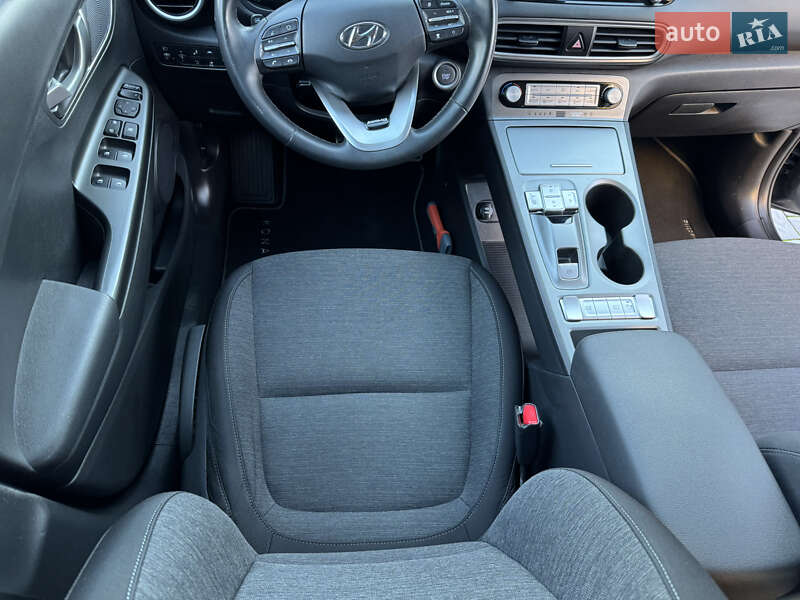 Внедорожник / Кроссовер Hyundai Kona 2020 в Ровно