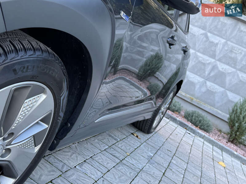 Внедорожник / Кроссовер Hyundai Kona 2020 в Ровно