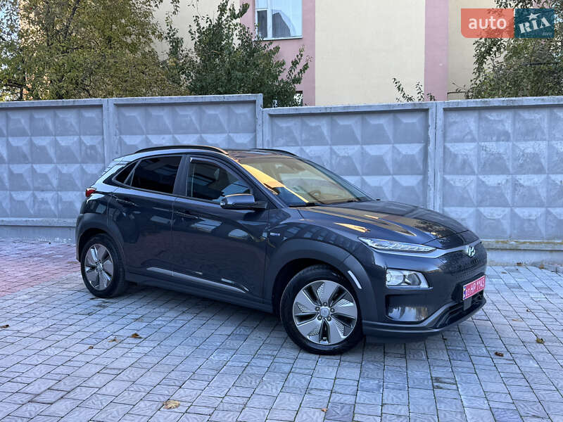 Внедорожник / Кроссовер Hyundai Kona 2020 в Ровно