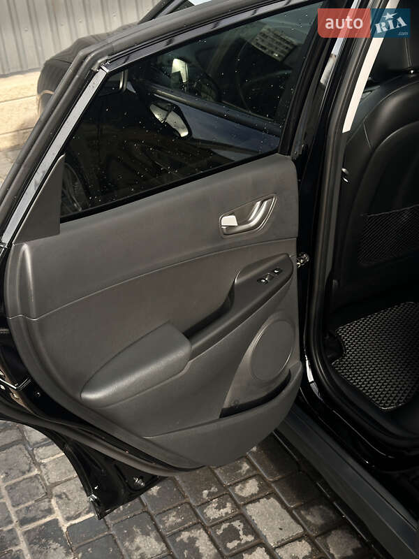 Внедорожник / Кроссовер Hyundai Kona 2020 в Одессе