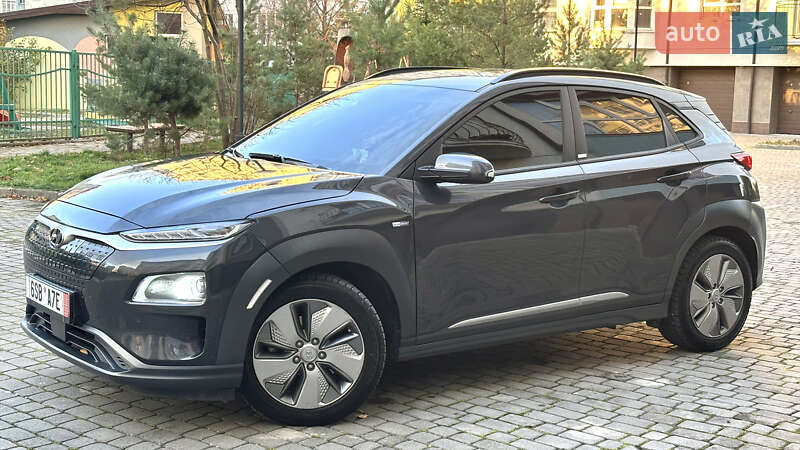 Позашляховик / Кросовер Hyundai Kona 2020 в Івано-Франківську