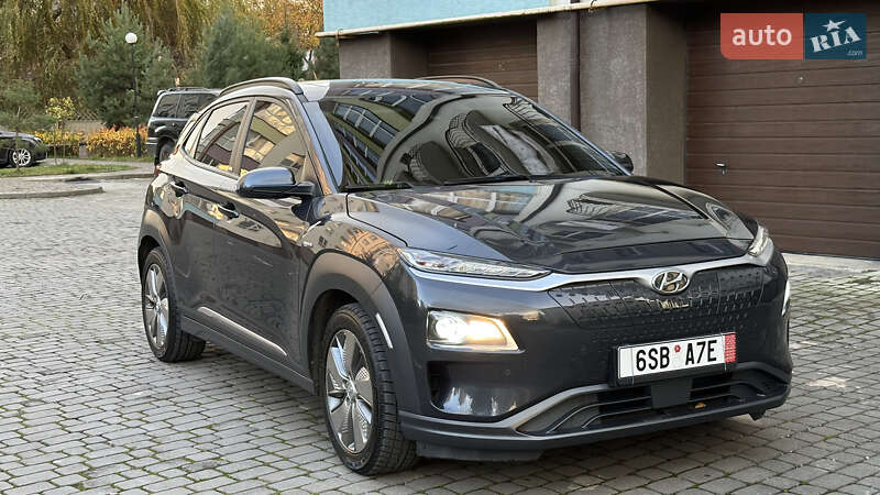Позашляховик / Кросовер Hyundai Kona 2020 в Івано-Франківську