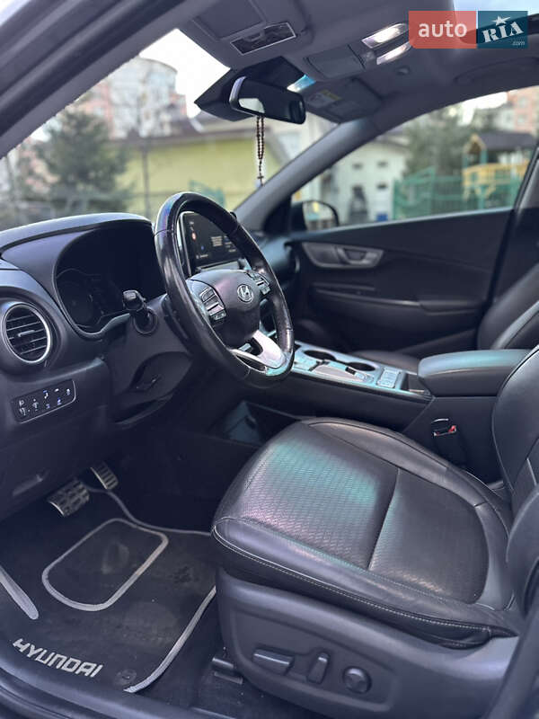 Позашляховик / Кросовер Hyundai Kona 2020 в Івано-Франківську