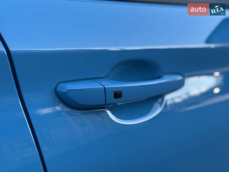 Позашляховик / Кросовер Hyundai Kona 2022 в Тернополі