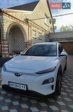 Позашляховик / Кросовер Hyundai Kona 2020 в Звягелі