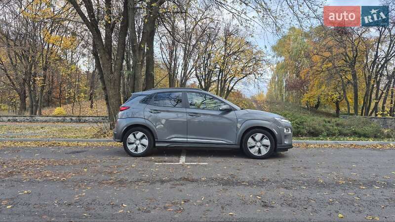 Внедорожник / Кроссовер Hyundai Kona 2020 в Черкассах
