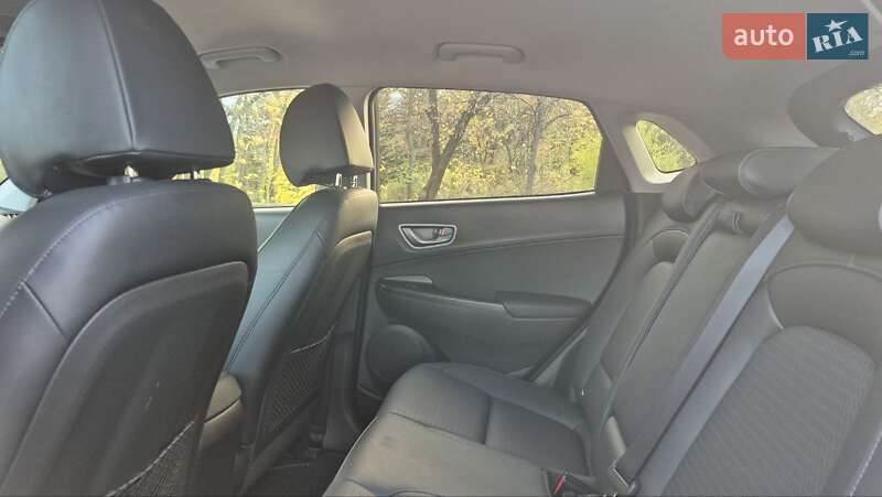 Внедорожник / Кроссовер Hyundai Kona 2020 в Черкассах