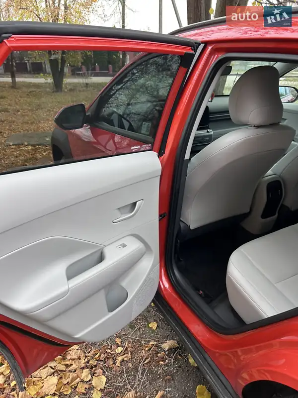 Hyundai Kona 2023 VIN KM8HCCAB7RU090146 фото оголошення 13 з 45