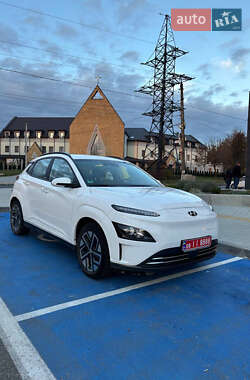 Позашляховик / Кросовер Hyundai Kona 2022 в Львові