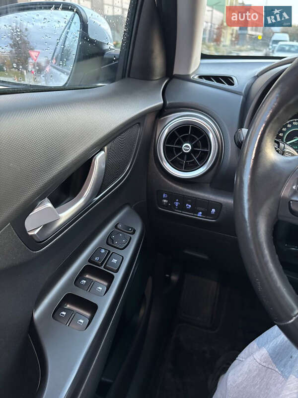 Внедорожник / Кроссовер Hyundai Kona 2022 в Львове