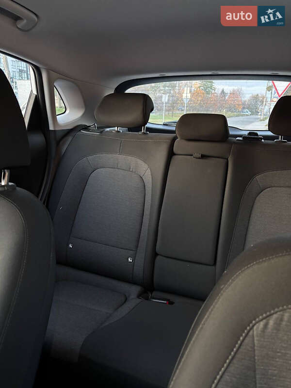 Внедорожник / Кроссовер Hyundai Kona 2022 в Львове