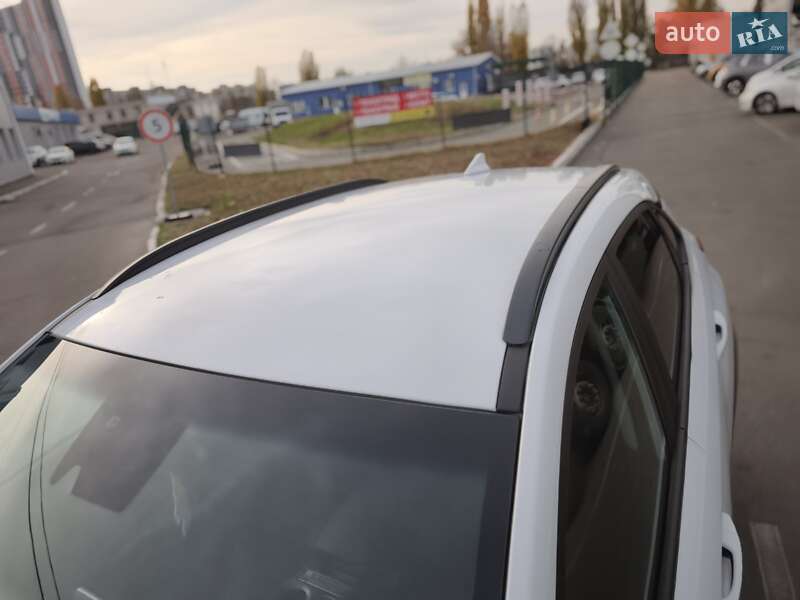 Внедорожник / Кроссовер Hyundai Kona 2020 в Киеве