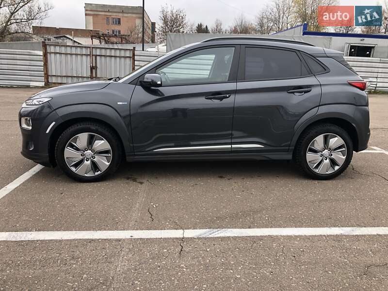 Внедорожник / Кроссовер Hyundai Kona 2020 в Ровно