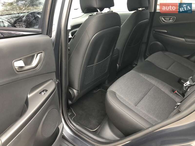 Внедорожник / Кроссовер Hyundai Kona 2020 в Ровно