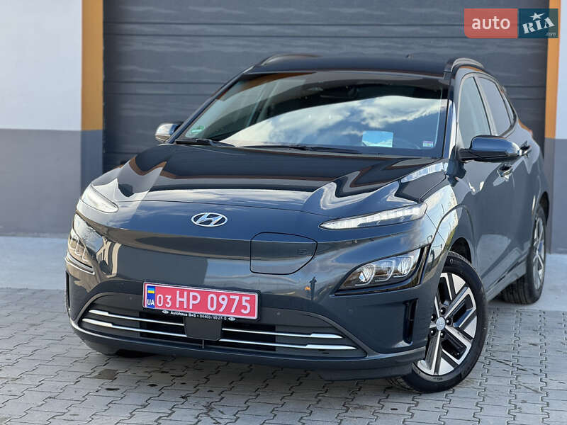 Внедорожник / Кроссовер Hyundai Kona 2022 в Ровно