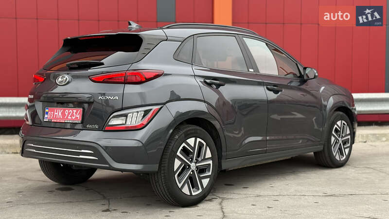 Внедорожник / Кроссовер Hyundai Kona 2021 в Киеве