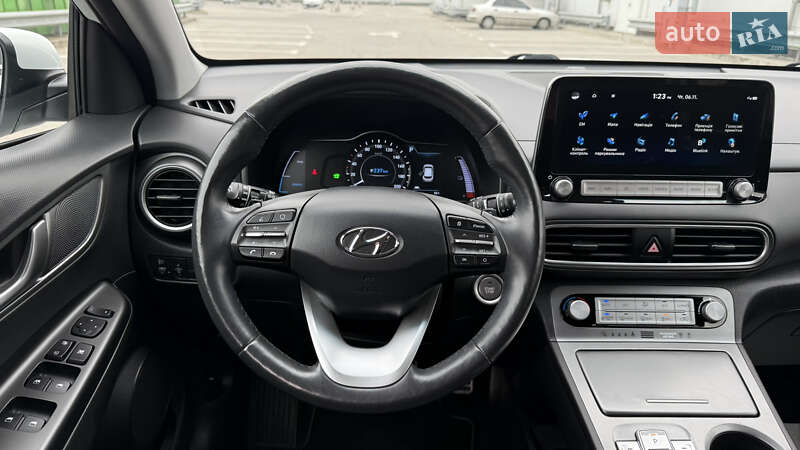 Внедорожник / Кроссовер Hyundai Kona 2020 в Киеве