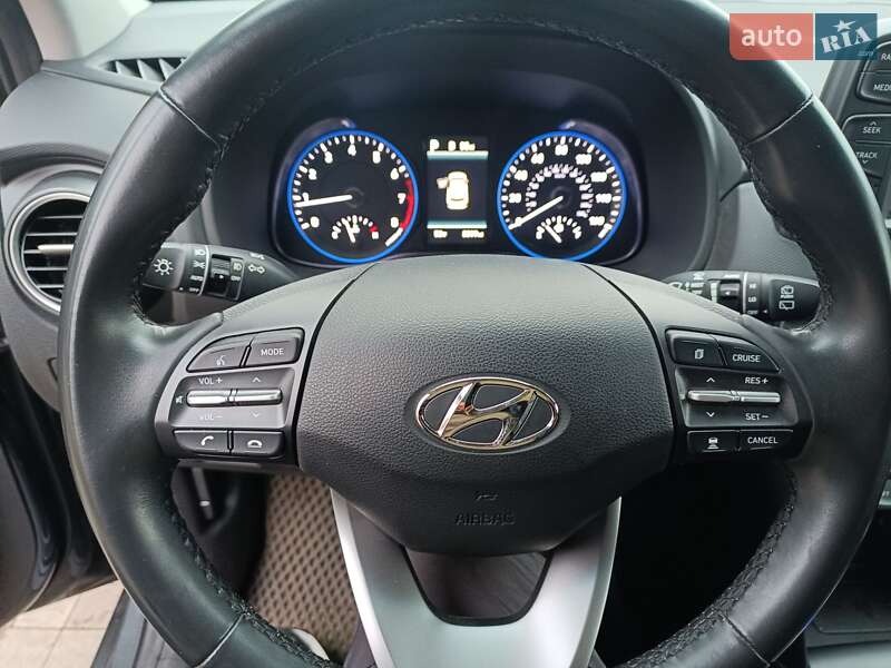 Внедорожник / Кроссовер Hyundai Kona 2020 в Киеве