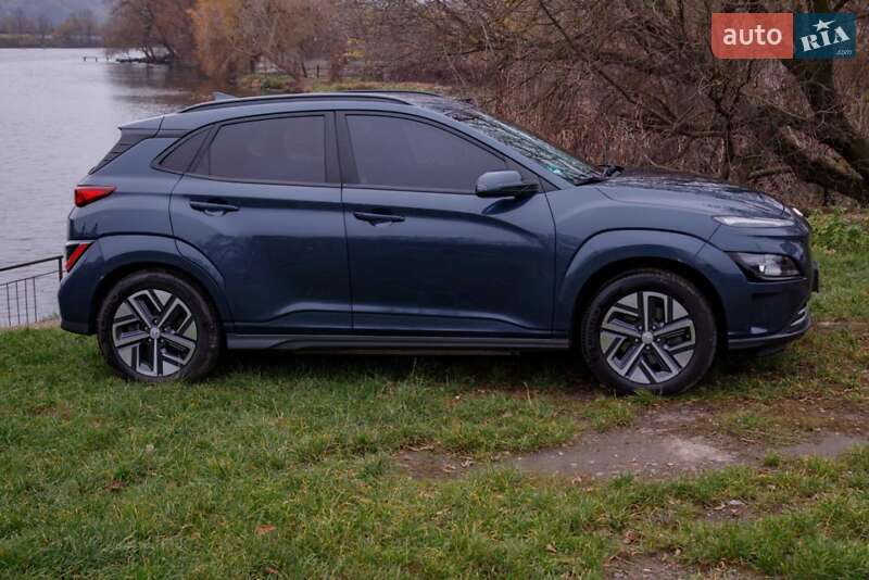 Внедорожник / Кроссовер Hyundai Kona 2023 в Бердичеве
