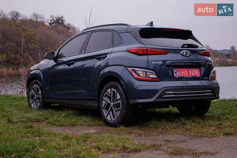 Внедорожник / Кроссовер Hyundai Kona 2023 в Бердичеве