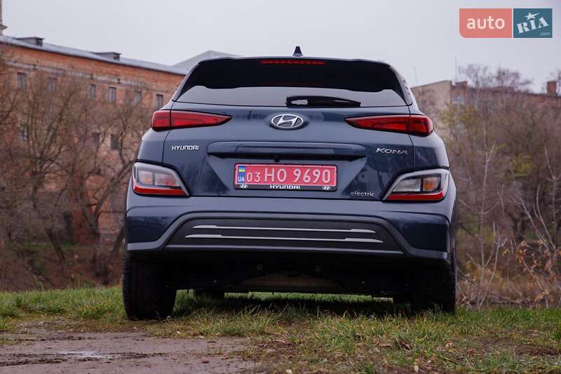 Внедорожник / Кроссовер Hyundai Kona 2023 в Бердичеве