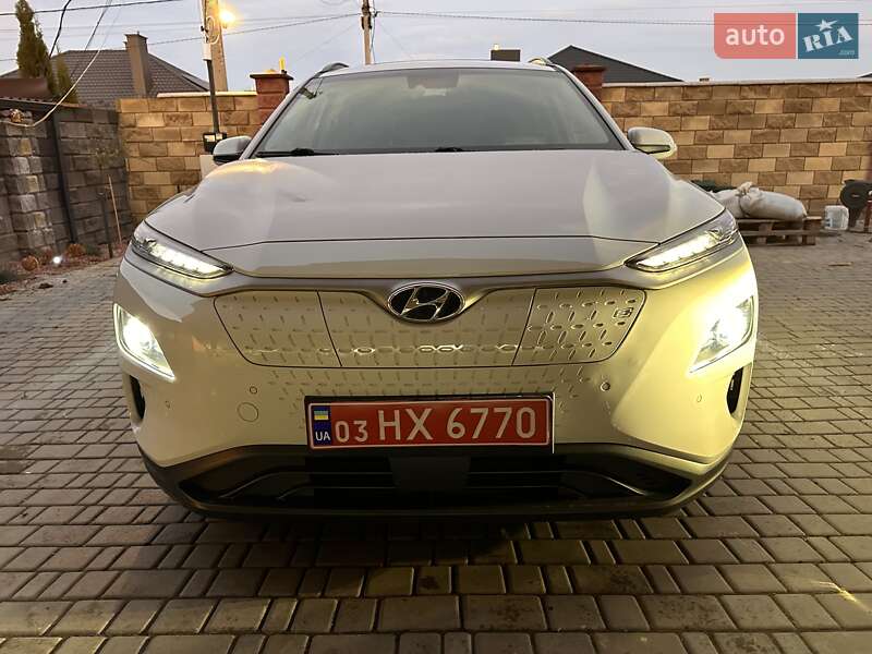 Позашляховик / Кросовер Hyundai Kona 2020 в Луцьку