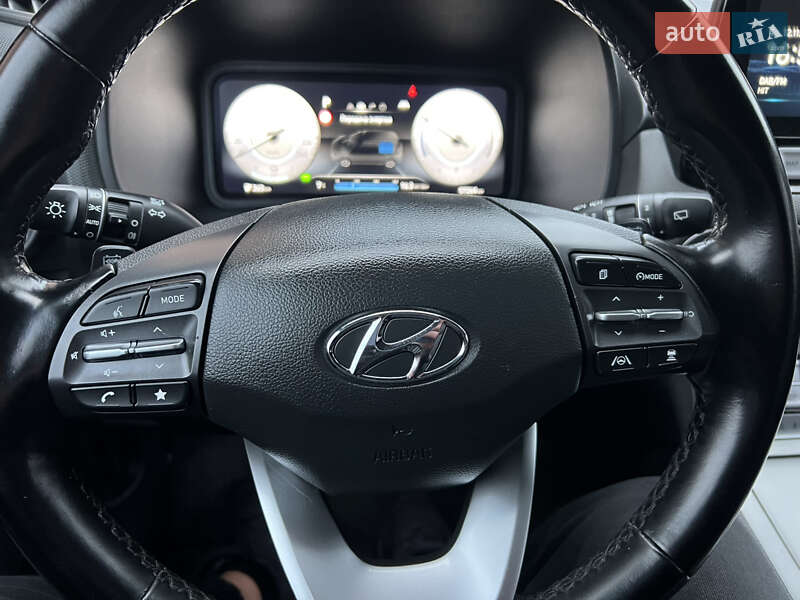 Внедорожник / Кроссовер Hyundai Kona 2021 в Луцке