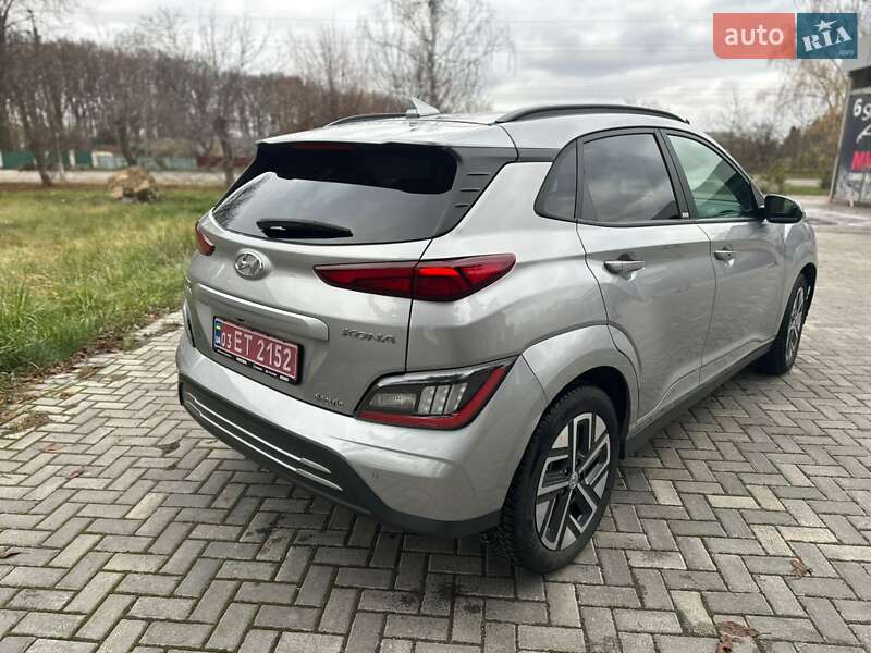 Внедорожник / Кроссовер Hyundai Kona 2021 в Виннице