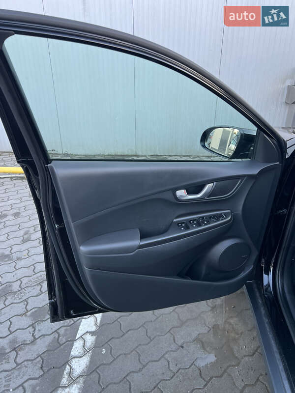 Внедорожник / Кроссовер Hyundai Kona 2021 в Ковеле