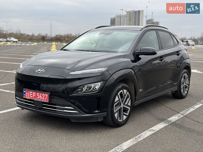 Внедорожник / Кроссовер Hyundai Kona 2022 в Киеве