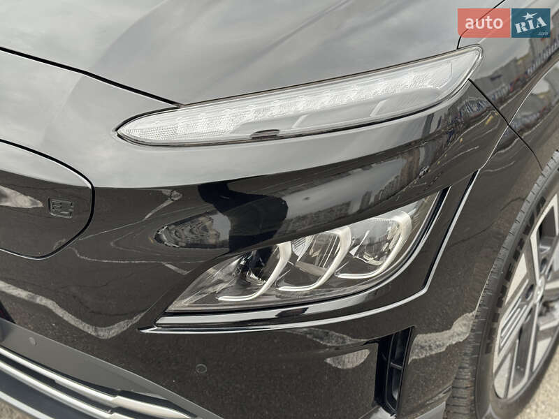 Внедорожник / Кроссовер Hyundai Kona 2022 в Киеве