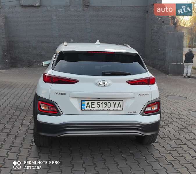 Внедорожник / Кроссовер Hyundai Kona 2019 в Каменском