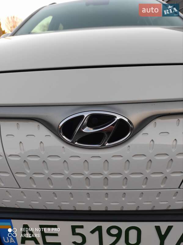 Внедорожник / Кроссовер Hyundai Kona 2019 в Каменском