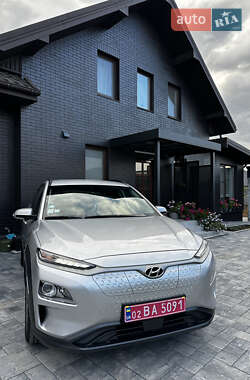 Внедорожник / Кроссовер Hyundai Kona 2020 в Луцке