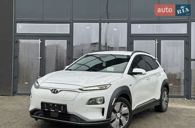 Внедорожник / Кроссовер Hyundai Kona 2018 в Тернополе