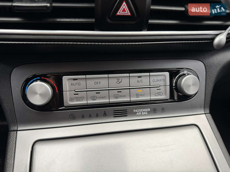 Внедорожник / Кроссовер Hyundai Kona 2018 в Тернополе