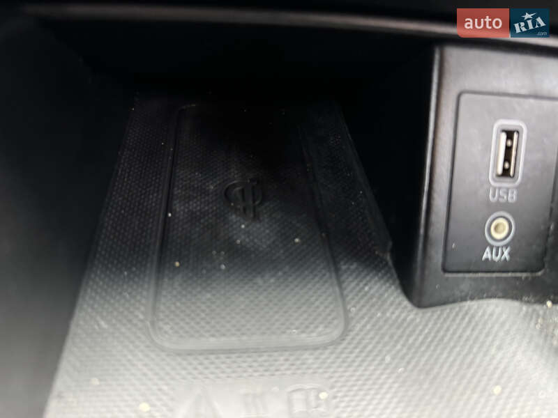 Внедорожник / Кроссовер Hyundai Kona 2018 в Тернополе